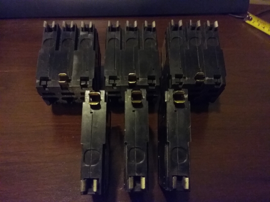 เมนเบรคเกอร์และลูกย่อยsquare d พร้อมใช้ made in usa.