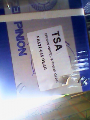 ขายจานเดือยหมู 6 ล้อhinofc และ 10 ล้อ lockเล็กใหญ่ fuso nissanราคา ลูกละ 9500 บาท โทร 0906208746  และอะไหล่อีกหลายรายการ