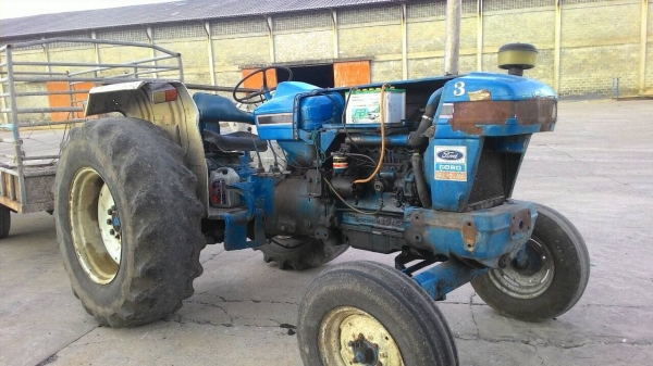 ขายรถไถฟอร์ดเพลาเดียวไม่มีเครื่องมือตามสภาพเครื่องติดวิ่งได้ ขายรถไถฟอร์ดเพลาเดียวไม่มีเครื่องมือตามสภาพเครื่องติดวิ่งได้