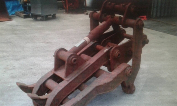 ขายหัวคีบ ขนาดรถ 120 สลักขนาด 65 มม. ขายราคา 28,000 บาท