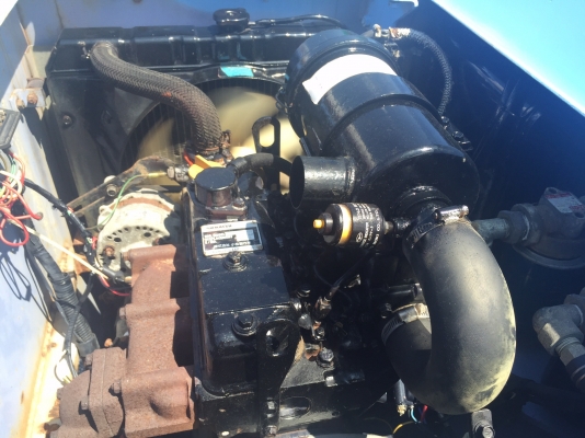 ขายรถบดKomatsuรุ่นJV25CW-2 หน้าเหล็กหลังยาง4เส้น นำเข้าญี่ปุ่น ไม่เคยใช้งานในไทยมีเอกสารพร้อมจดทะเบียน เอวอ่อน หนัก2.5ตันบดอัดสั่นสเทือนได้ สภาพดีพร้อมใช้งาน