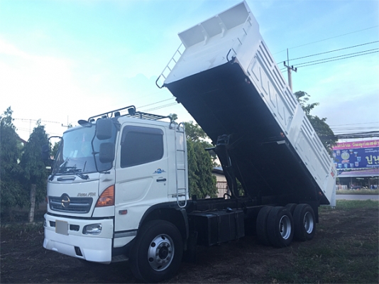 ฝากขาย ขาย HINO MEGA 320 ยูโรทู ดั้มสามมิตร มีระบบลาก ยางเรเดียล เครื่องเดิม เกียร์เดิม