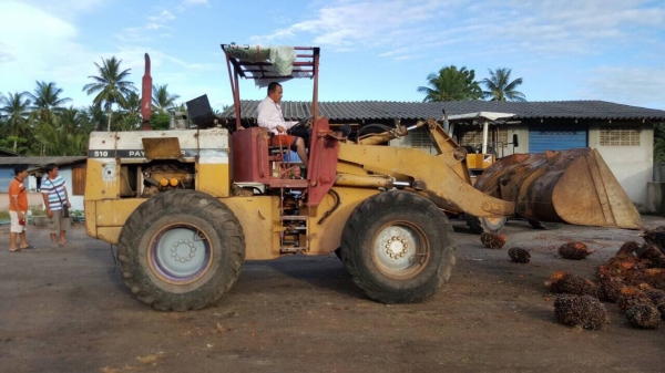 ขายรถตัก ยี่ห้อ Komatsu