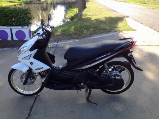 ขาย Nouvo Elegance 135 สีขาวดำ 16900฿