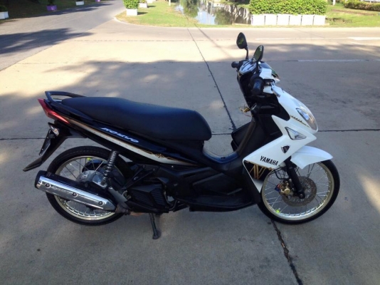 ขาย Nouvo Elegance 135 สีขาวดำ 16900฿