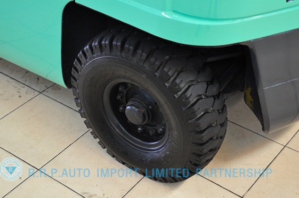 ขายรถโฟล์คลิฟท์มือสอง MITSUBISHI รุ่น FG25-55015 ราคา 215,000 บาท นำเข้าจากประเทศญี่ปุ่น 100\% ไม่เคยใช้งานในประเทศไทย