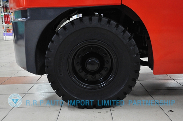 ขายรถโฟล์คลิฟท์มือสอง TOYOTA รุ่น 8FG30-11283 ราคา 435,000 บาท นำเข้าจากประเทศญี่ปุ่น 100\% ไม่เคยใช้งานในไทย