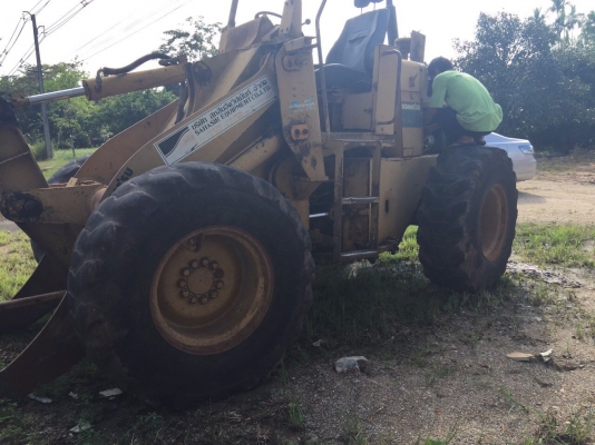 ขายรถตัก ยี่ห้อ komatsu