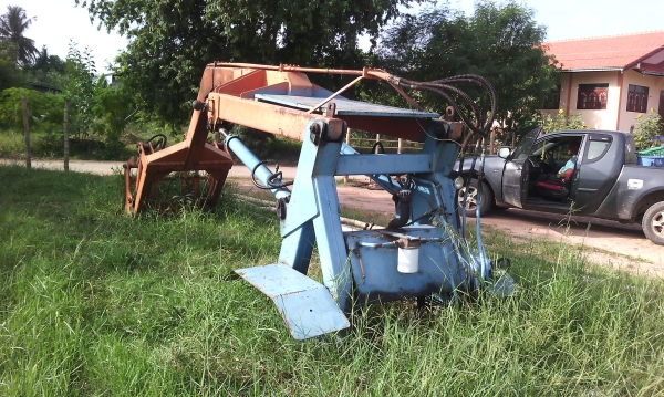 ขาย138000 คีบอ้อย ขาย138000 คีบอ้อย