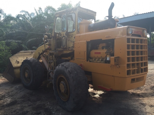 ขายรถตักมือ 2 ยี่ห้อ komatsu