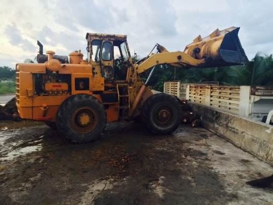 ขายรถตักมือ 2 ยี่ห้อ komatsu