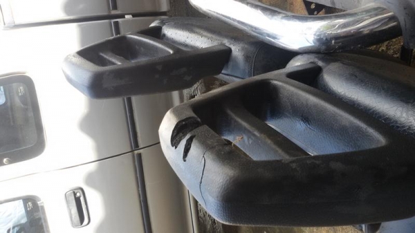 เบาะหนังคู่หน้า 2 ตัว สภาพสมบูรณ์ตามรูป