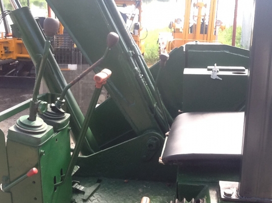 แบคโฮyanmar ya40-5 สภาพดีพร้อมใช้เพิ่งเข้าจากญี่ปุ่น มีสายหัวเจาะด้วยครับ