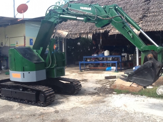 แบคโฮyanmar ya40-5 สภาพดีพร้อมใช้เพิ่งเข้าจากญี่ปุ่น มีสายหัวเจาะด้วยครับ