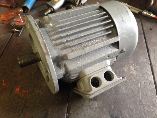 ขายมอเตอร์ 1HP. 380V 6Pole 960rpm. แบบหน้าแปลน สภาพดี วิ่งนิ่ม พร้อมใช้งาน