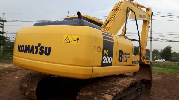 Komatsu   PC200-7 ไมล์ 2,000/เหมือนใหม่แกะกล่อง เอกสารใบแจ้งจำหน่ายครับ