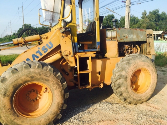 ขายรถตักมือ 2 ยี่ห้อ komatsu