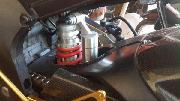 YAMAHA R6 ปี2004 ทะเบียนพร้อมโอน YAMAHA R6 ปี2004 ทะเบียนพร้อมโอน