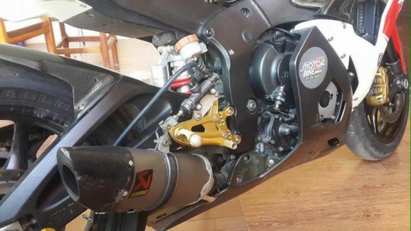 YAMAHA R6 ปี2004 ทะเบียนพร้อมโอน YAMAHA R6 ปี2004 ทะเบียนพร้อมโอน