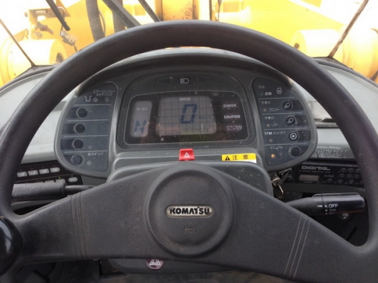 KOMATSU WA400-3E มีให้เลือก 2คัน นำเข้าจากญี่ปุ่น สภาพดี สวยทั้งคู่ 090-986-2521 อ๊อบ KOMATSU WA400-3E มีให้เลือก 2คัน นำเข้าจากญี่ปุ่น สภาพดี สวยทั้งคู่ 090-986-2521 อ๊อบ