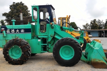 KOMATSU 515-2 เครื่องโคัทสุ นำเจ้าจากญี่ปุ่น 090-986-2521 อ๊อบ