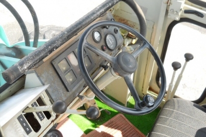 KOMATSU 515-2 เครื่องโคัทสุ นำเจ้าจากญี่ปุ่น 090-986-2521 อ๊อบ