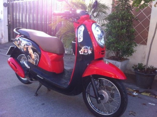 New Honda Scoopyi 5พันโลใหม่มากชุดสีไร้ตำหนิ New Honda Scoopyi 5พันโลใหม่มากชุดสีไร้ตำหนิ