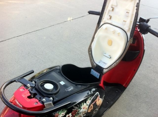 New Honda Scoopyi 5พันโลใหม่มากชุดสีไร้ตำหนิ New Honda Scoopyi 5พันโลใหม่มากชุดสีไร้ตำหนิ