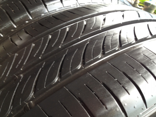 ยางDUNLOP 205 55R16ปี2014สวยถูกคุ้ม ยางDUNLOP 205 55R16ปี2014สวยถูกคุ้ม