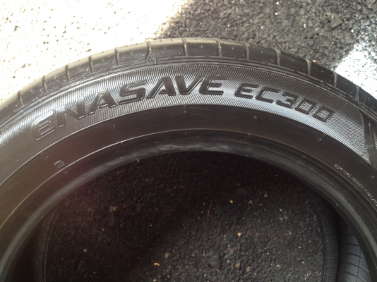 ยางDUNLOP 205 55R16ปี2014สวยถูกคุ้ม ยางDUNLOP 205 55R16ปี2014สวยถูกคุ้ม