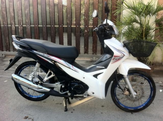 New Honda Wave110i สตาร์ทมือ รถ4เดือนวิ่งพันโลสวยมาก