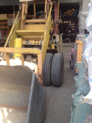 ขายรถโฟร์คลิฟท์ บุ้งกี๋ ขายรถโฟร์คลิฟท์ บุ้งกี๋