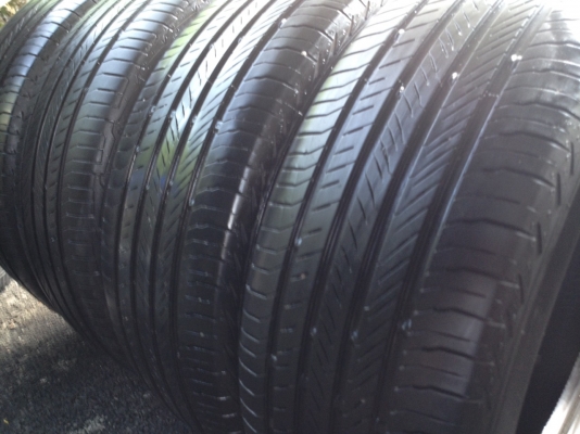 ยางContinental 215 60R16 ปี2014 สภาพสวยถูกมากๆใช้ยาว