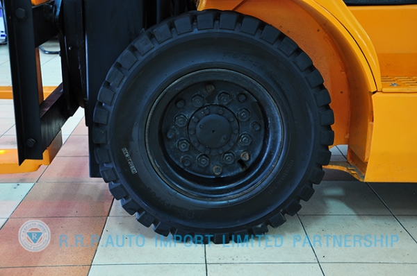 ขายรถโฟล์คลิฟท์มือสอง TOYOTA รุ่น7FD25-19872 ราคา 485,000 บาท นำเข้าจากประเทศญี่ปุ่น 100\% ไม่เคยใช้งานในไทย