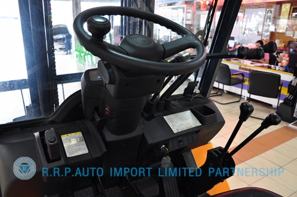 ขายรถโฟล์คลิฟท์มือสอง TOYOTA รุ่น7FD25-19872 ราคา 485,000 บาท นำเข้าจากประเทศญี่ปุ่น 100\% ไม่เคยใช้งานในไทย