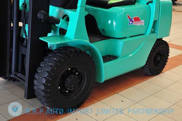 ขายรถโฟล์คลิฟท์มือสอง MITSUBISHI รุ่น FG25-51165 ราคา 275,000 บาท นำเข้าจากประเทศญี่ปุ่น 100\% ไม่เคยใช้งานในประเทศไทย