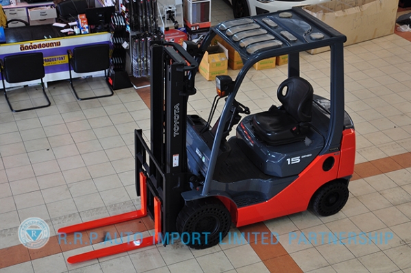 ขายรถโฟล์คลิฟท์มือสอง TOYOTA รุ่น 8FD15-12976 ราคา xxx,xxx บาท นำเข้าจากประเทศญี่ปุ่น 100\% ไม่เคยใช้งานในไทย