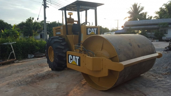 ขายรถบดกับรถเกรด แพ็คคู่สองคัน 1,450,000 คุณสมจิตร รอดเรือง โทร.081-6058906 ขายรถบดกับรถเกรด แพ็คคู่สองคัน 1,450,000 คุณสมจิตร รอดเรือง โทร.081-6058906