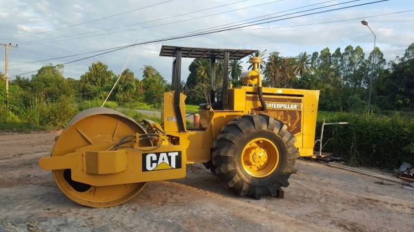 ขายรถบดกับรถเกรด แพ็คคู่สองคัน 1,450,000 คุณสมจิตร รอดเรือง โทร.081-6058906 ขายรถบดกับรถเกรด แพ็คคู่สองคัน 1,450,000 คุณสมจิตร รอดเรือง โทร.081-6058906