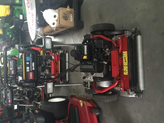 รถตัดหญ้าบริเวณกรีน ชนิดเดินตาม ยี่ห้อ TORO รุ่น Greenmaster 1000 รถตัดหญ้าบริเวณกรีน ชนิดเดินตาม ยี่ห้อ TORO รุ่น Greenmaster 1000
