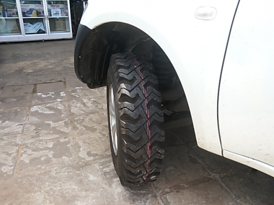 ยาง750-16"ลาย ก.ไก่ ลุยดี ไม่ติดหล่ม ของใหม่ ยาง750-16"ลาย ก.ไก่ ลุยดี ไม่ติดหล่ม ของใหม่