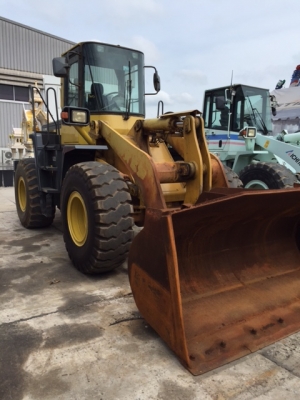 ขายด่วนรถตัก KOMATSU  WA300-3E รถมือ 2 นำเข้าจากญี่ปุ่นโดยตรง