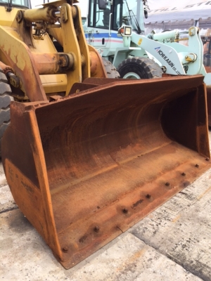 ขายด่วนรถตัก KOMATSU  WA300-3E รถมือ 2 นำเข้าจากญี่ปุ่นโดยตรง