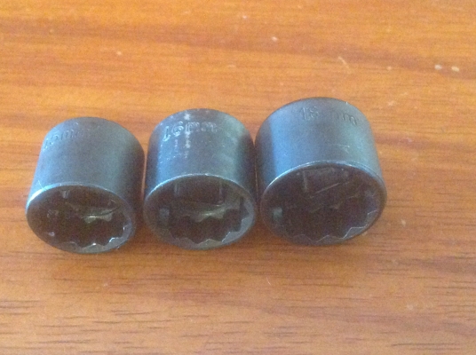 ขายลูกบล็อคขันน็อต 7/8" 12 เหลี่ยมพิเศษสำหรับขันหนัก เบอร์ 15,16,18 mm. ขนาด 3/8 จัดส่ง ฟรี