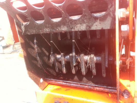 ขายเครื่องย่อยกิ่งไม้นำเข้าจากญี่ปุ่น ขายเครื่องย่อยกิ่งไม้นำเข้าจากญี่ปุ่น