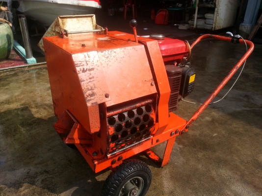 ขายเครื่องย่อยกิ่งไม้นำเข้าจากญี่ปุ่น ขายเครื่องย่อยกิ่งไม้นำเข้าจากญี่ปุ่น