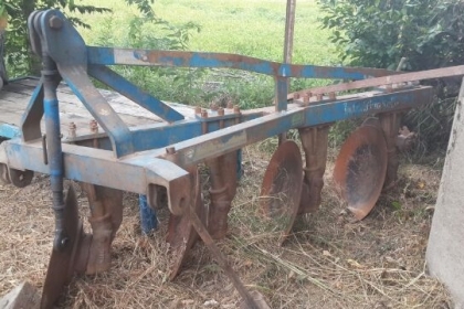 ขายรถไถ FORD 2เพลา 6610-3 โทร 080-0154198