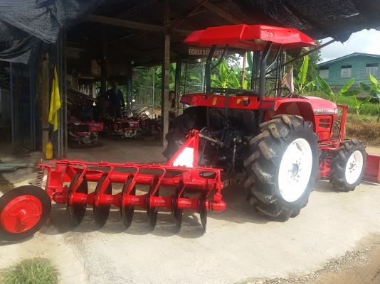 ยันม่าร์45 แรง  ราคา288000บาท มีไบมีดหน้า ผาน6ไบ24นิ้ว ไมร์1666ช.ม.พร้อมใช้งาน โทร0813655997 อำพร พาเจริญ ต วังบัว อ คลองขลุง จ กำแพงเพชรราคานี้ยังต่องลองได้อีกนะครับ