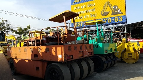 รถบด 7 ล้อยาง Sakai T2 รถเก่านอก สภาพเดิมๆ พร้อมใช้งาน เพิ่งเหยียบถึงไทย