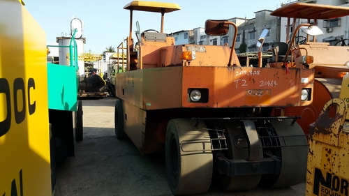 รถบด 7 ล้อยาง Sakai T2 รถเก่านอก สภาพเดิมๆ พร้อมใช้งาน เพิ่งเหยียบถึงไทย